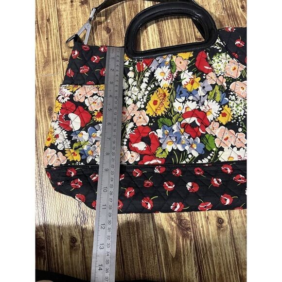 Vera Bradley Floral Shoulder Bag Poppy Fields Interior - Picture 6 of 7